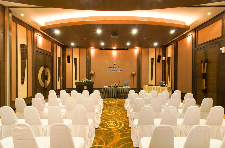 Hotel Rawi Warin Resort & Spa