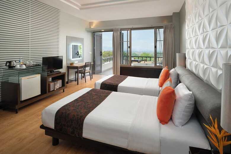 Hotel Springfield Village Golf & Spa