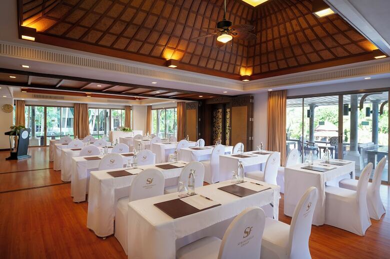Hotel Springfield Village Golf & Spa