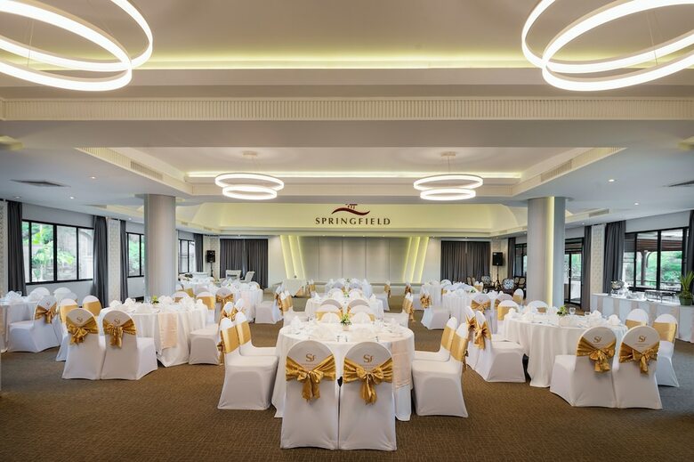 Hotel Springfield Village Golf & Spa