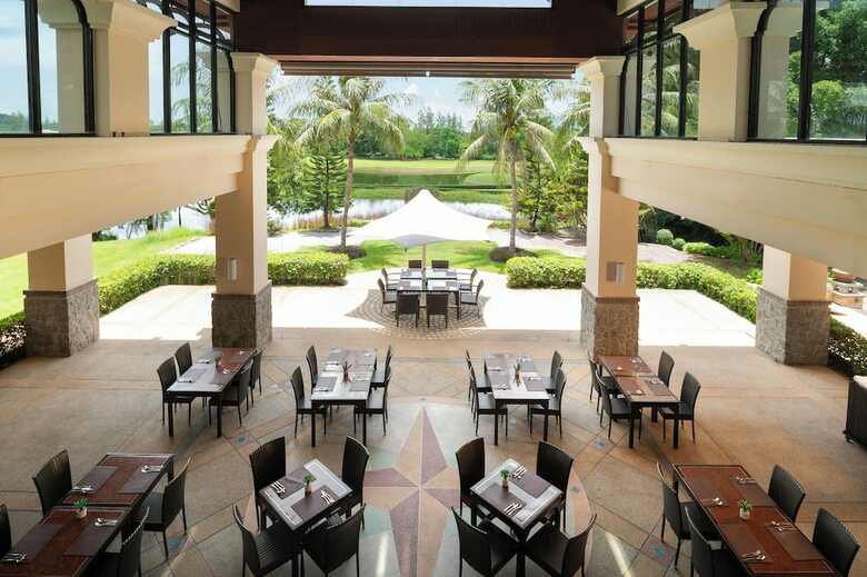 Hotel Springfield Village Golf & Spa