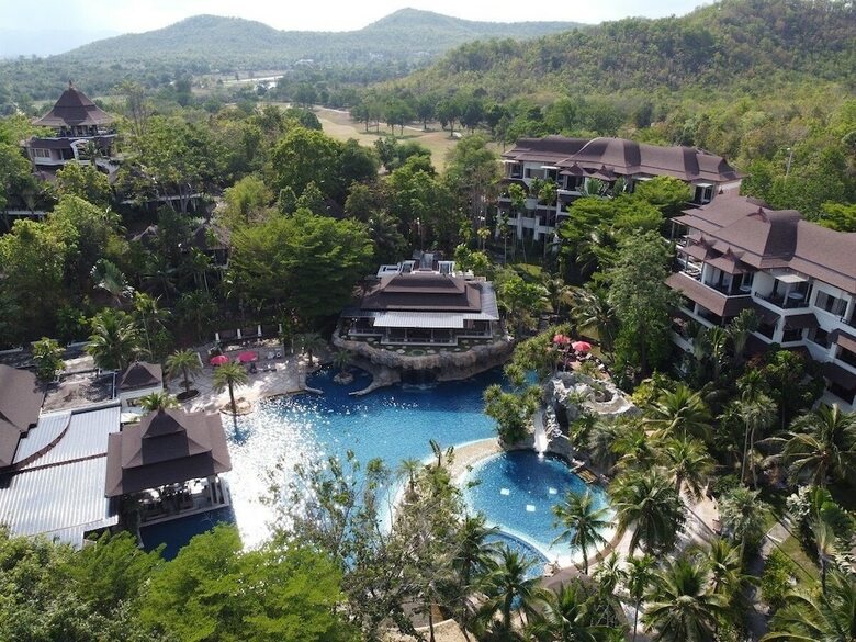 Hotel Springfield Village Golf & Spa
