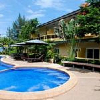 Hotel Bacchus Home Resort