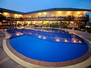 Hotel Bacchus Home Resort