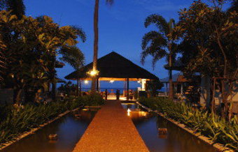 Hotel Golden Pine Beach Resort   Spa