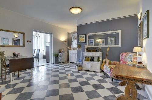 Marina Bed And Breakfast