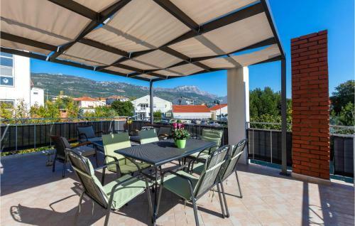 Apartment Kastel Stari 20