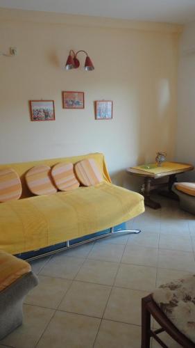 Apartments Elelu