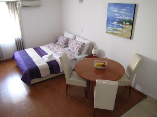 Apartments Marina