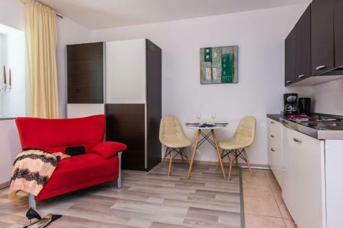 Apartments Marina
