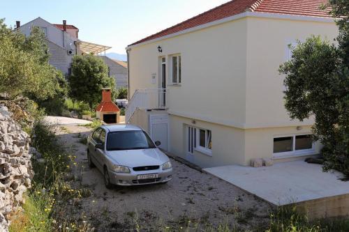 Apartment Lumbarda 10049a