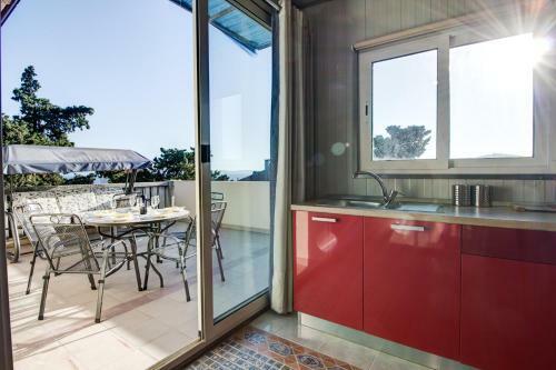 Apartment Near Sandy Firule Beach