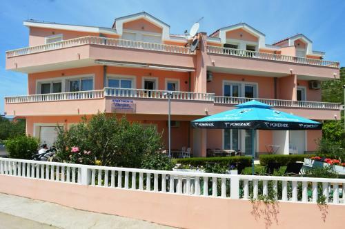 Darijan Apartments