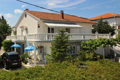 Apartments Zlatica