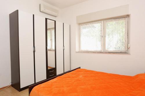 Apartment Lumbarda 4430c