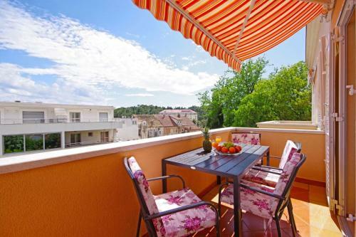Apartments Missy Makarska