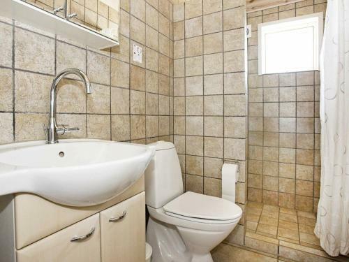 Four-bedroom Holiday Home In Thisted 2