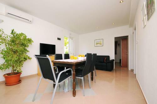 Apartment Labin 23