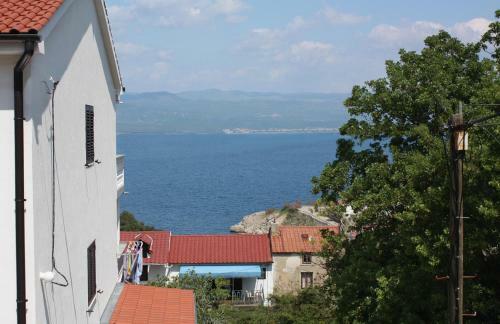 Apartment Vrbnik 5299a