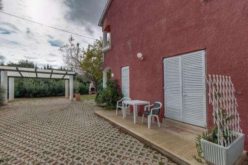 Apartment Nerezine 2516b
