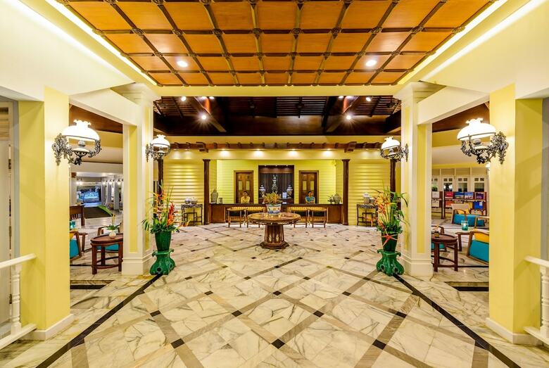 Hotel Andaman Seaview
