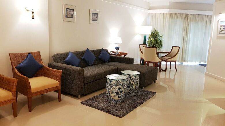 Hotel Andaman Seaview