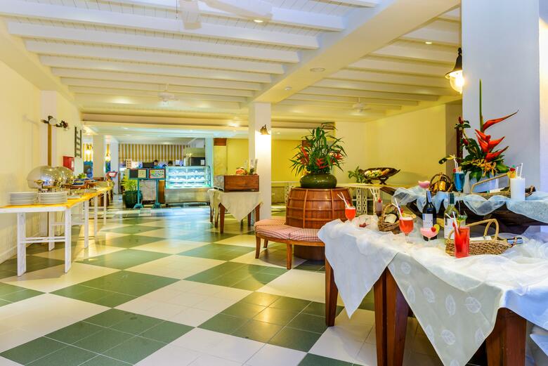 Hotel Andaman Seaview