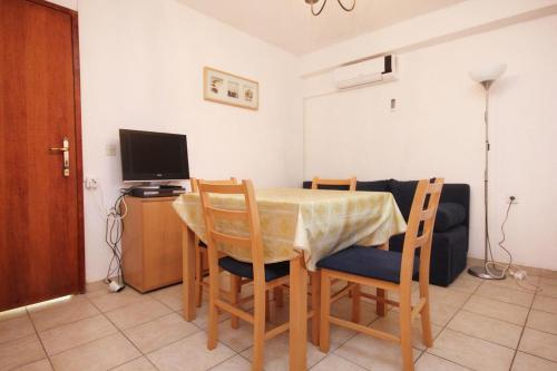 Apartment Orebic 10094a