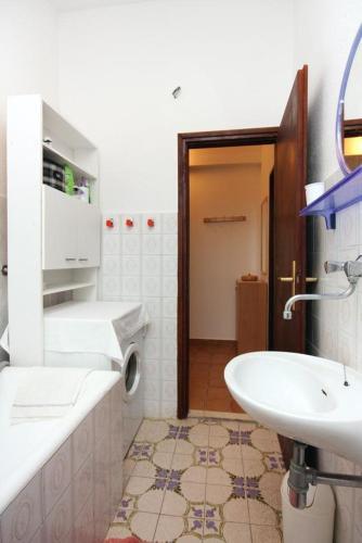 Holiday Apartments Postira (brac) - 704