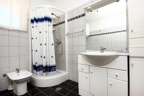 Apartment Sumpetar 9436a
