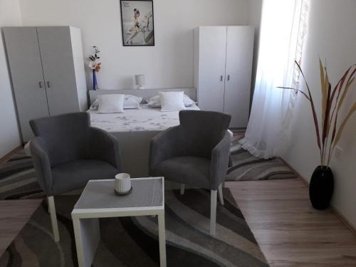 Studio Apartments Kulji?