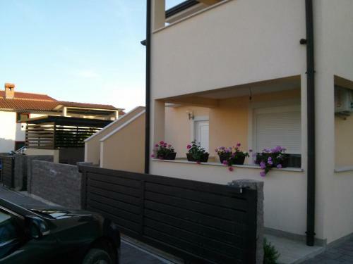 Apartments Lena