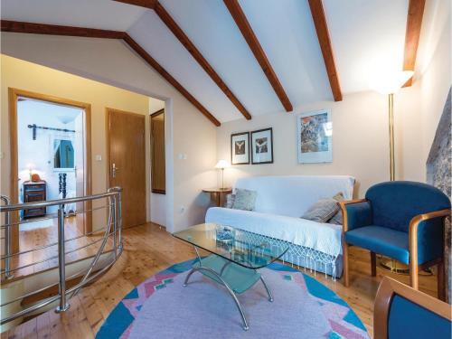 Holiday Home Zaton Mali *lix *