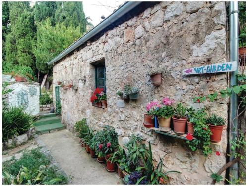 Holiday Home Zaton Mali *lix *