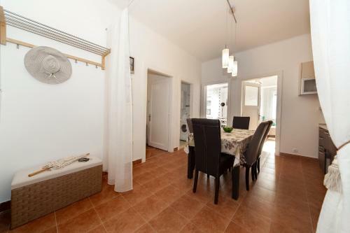 Cella Apartment