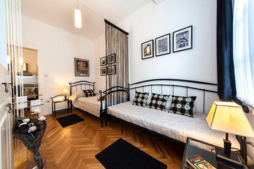 Cella Apartment