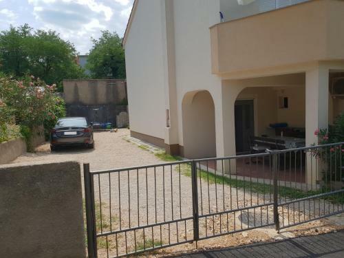 Apartment Butkovi?