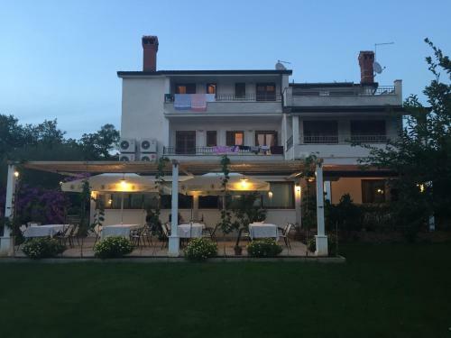 Vera Bed And Breakfast