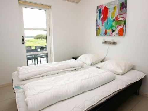 Four-bedroom Holiday Home In L�kken 17
