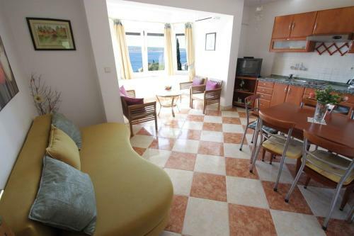 Two-bedroom Apartment Crikvenica 43