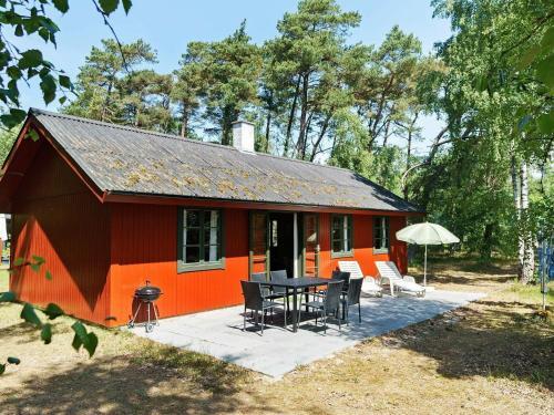 Three-bedroom Holiday Home In Nex� 22