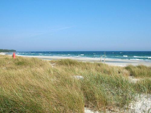 Three-bedroom Holiday Home In Nex� 22