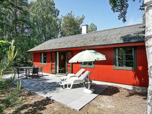Three-bedroom Holiday Home In Nex� 22