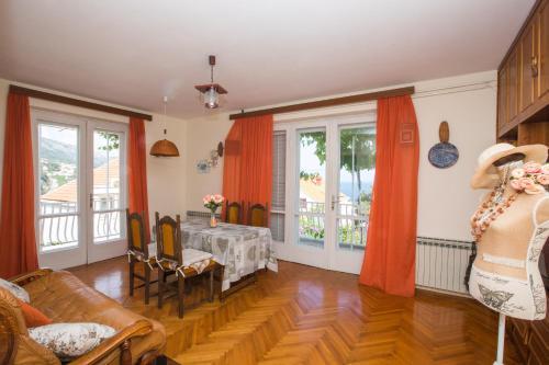 Sea View Apartment Frano