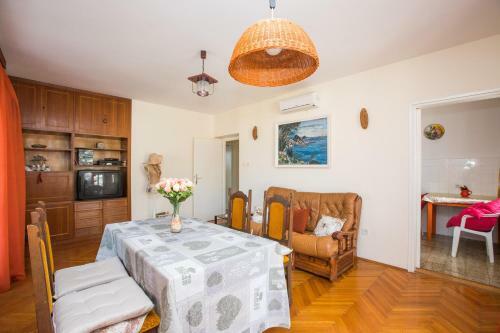 Sea View Apartment Frano