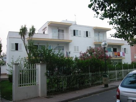 Hotel Apartamentos Diana