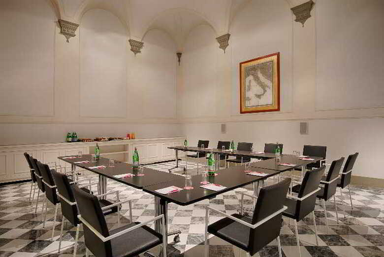 Hotel NH Collection Firenze Porta Rossa