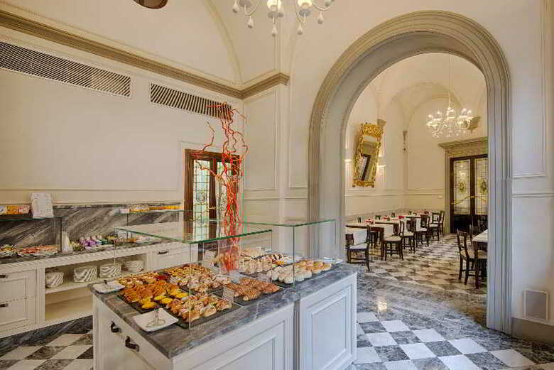 Hotel NH Collection Firenze Porta Rossa