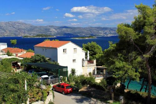 Apartment Lumbarda 9480a
