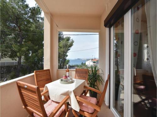 Apartment Podstrana With Sea View IV